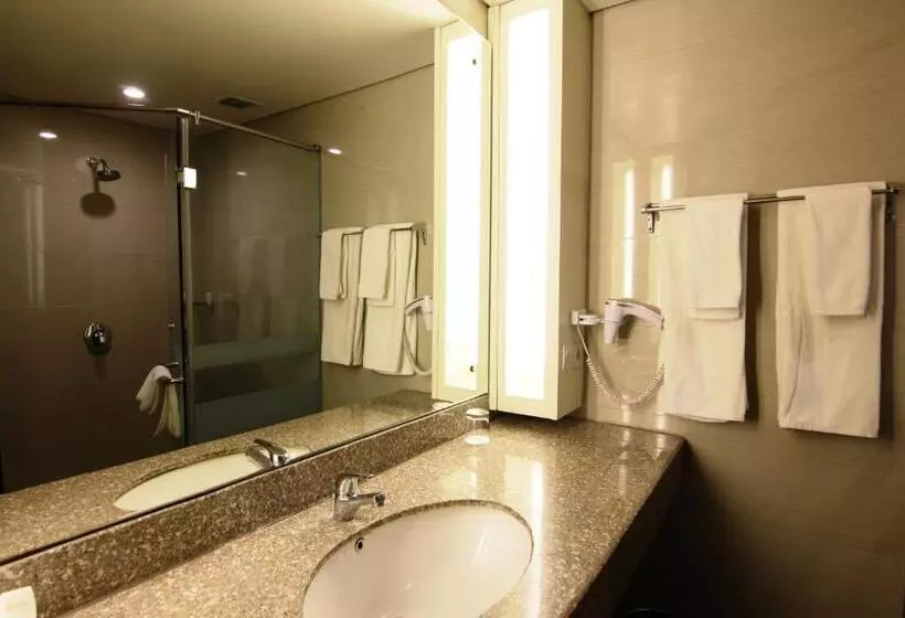 デラックスルーム, Golden Palace Hotel Lombok