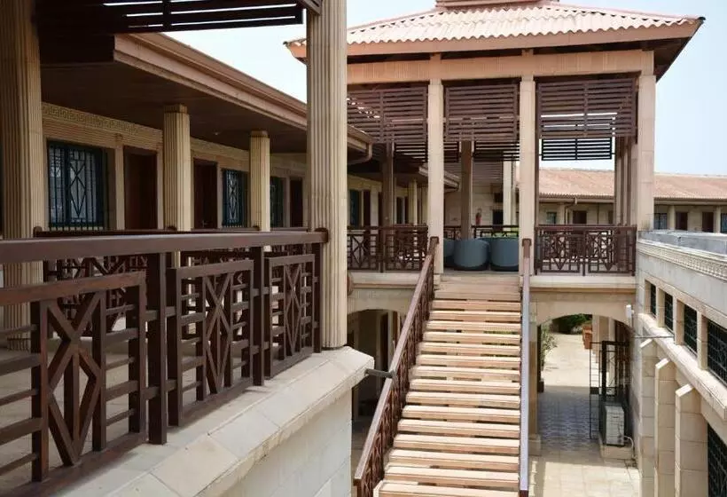 اتاق خانوادگی, Sol Béni