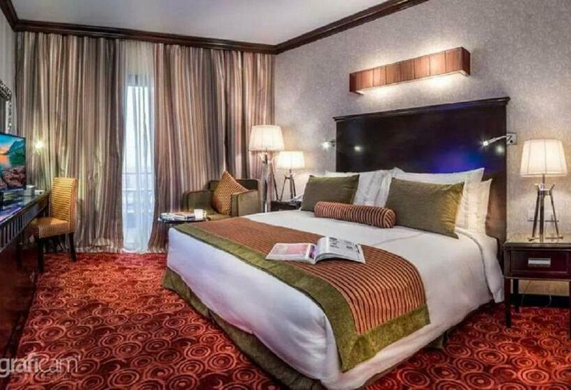 Medencére Néző Standard Szoba, Jewel Sport City And Aqua Park