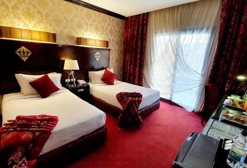 Utcára Néző Deluxe Szoba, Jewel Sport City And Aqua Park