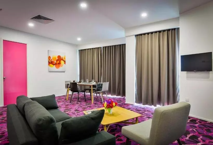 سوییت اجرایی, Pegasus Hotel Shah Alam