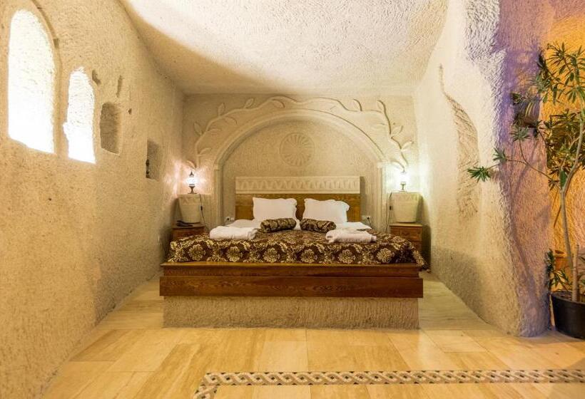 سوییت جونیور با بالکن, Elite Cave Suites