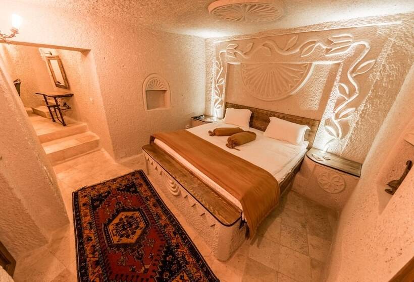 سوییت خانوادگی, Elite Cave Suites