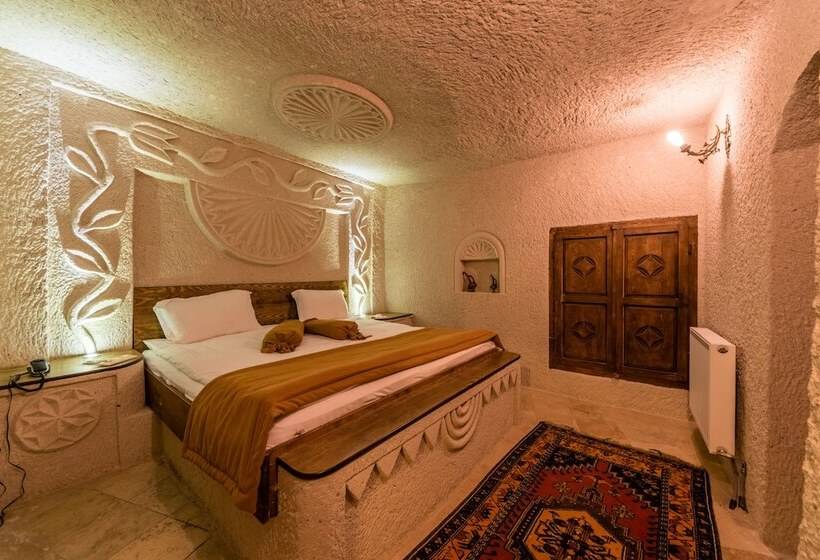 سوییت خانوادگی, Elite Cave Suites