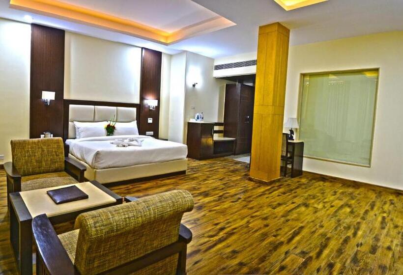 غرفة تنفيذية, Snow Valley Resorts Shimla