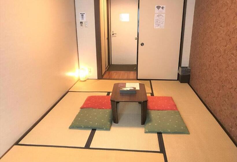 Трехместный Номер Стандарт Совместная Ванная, K S House Hostels   Hakone Yumoto Onsen