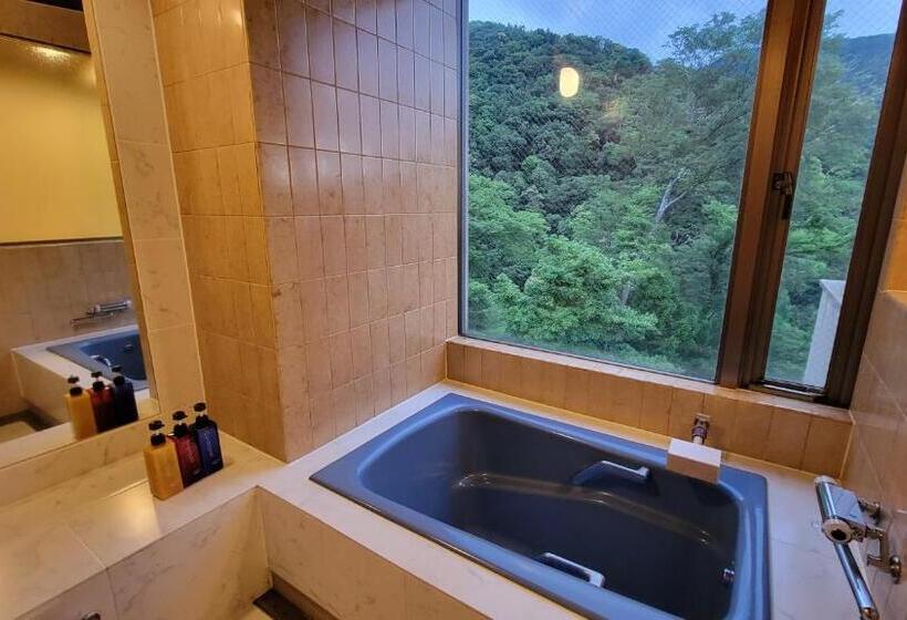 패밀리 룸 산 전망, K S House Hostels   Hakone Yumoto Onsen