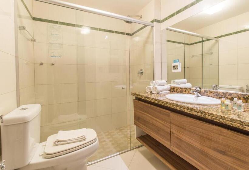 דירת חדר נוף לבריכה, Kristie Resort Natal