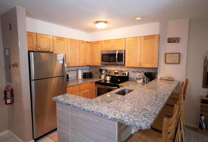 اتاق استاندارد چهار تخته, Mountain Lodge At Okemo