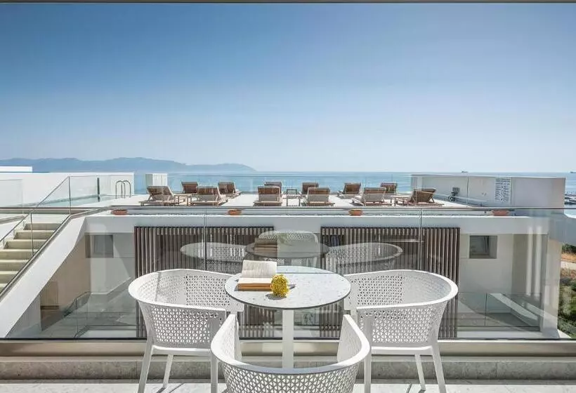 استودیو لوکس با چشم‌انداز دریا, Romantica Hotel Apartments