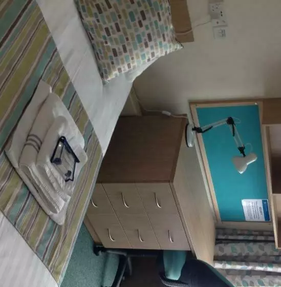バスルーム共有のシングルスタンダード, Robinson College Cambridge University Campus Accommodation