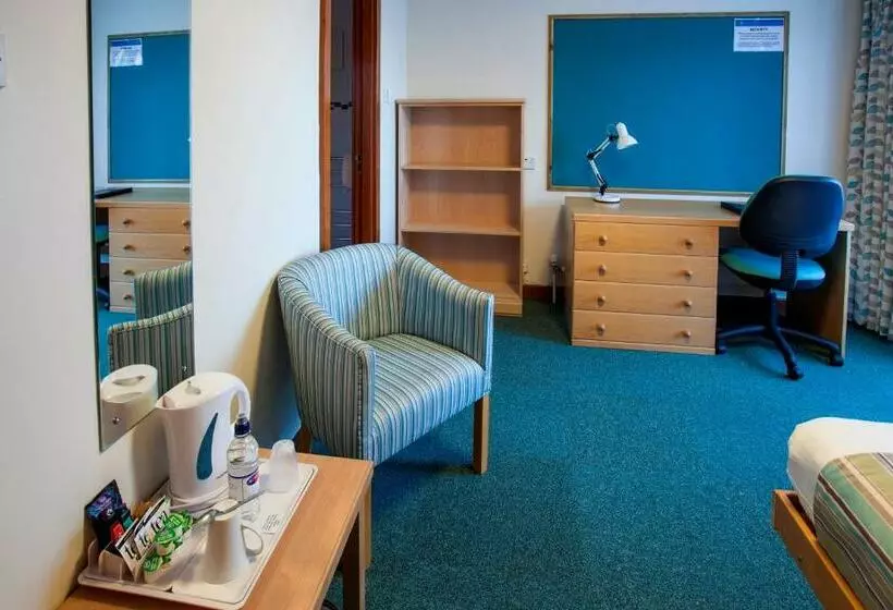 バスルーム共有のシングルスタンダード, Robinson College Cambridge University Campus Accommodation