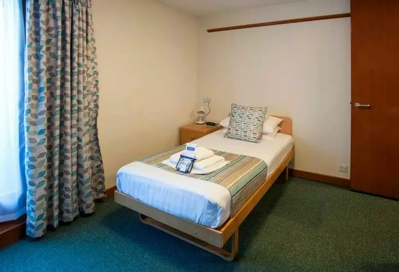 スタンダードシングルルーム, Robinson College Cambridge University Campus Accommodation