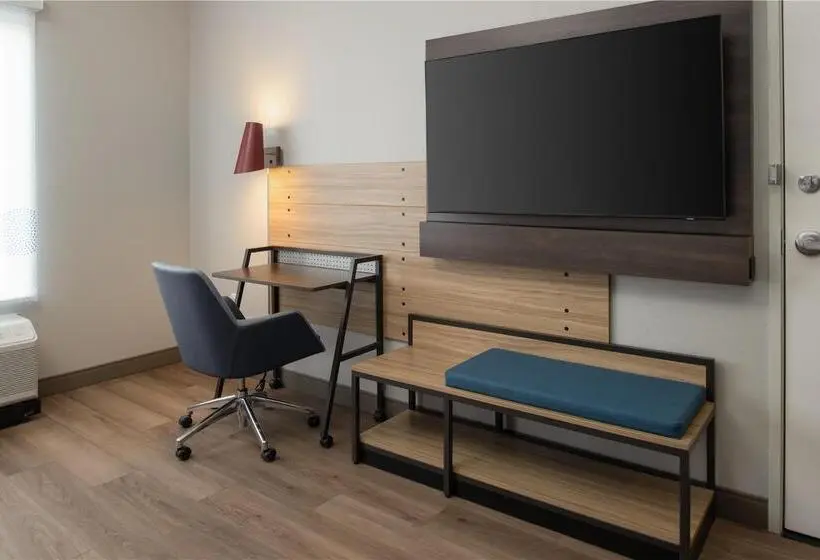 身障者適用キングサイズベッドルーム, Clarion Hotel The Colony   Plano West