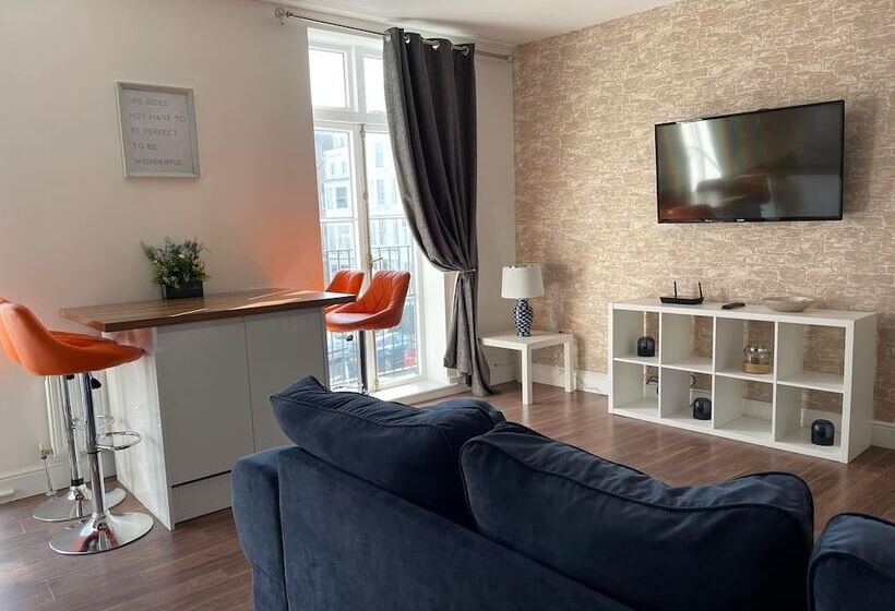 Апартаменты 1 Спальня Вид на Море, Harcourt Place