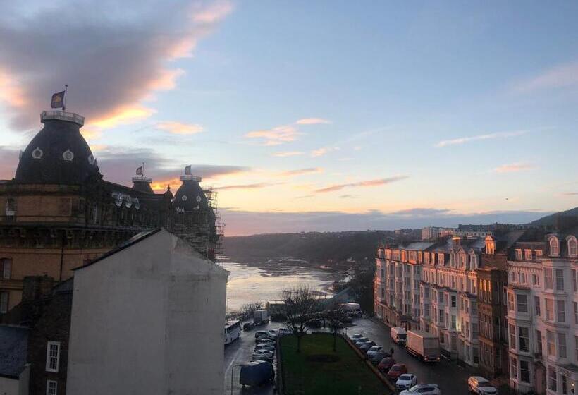 شقة ديلوكس غرفة واحدة, Harcourt Place