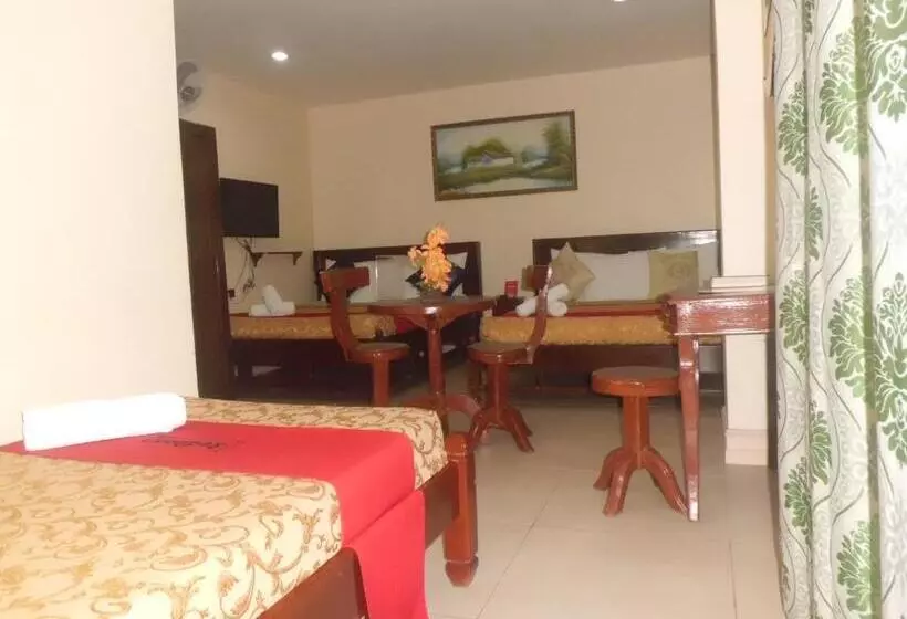 Family Room, Bora Sky