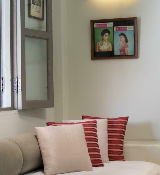 اتاق استاندارد, Noordin Mews