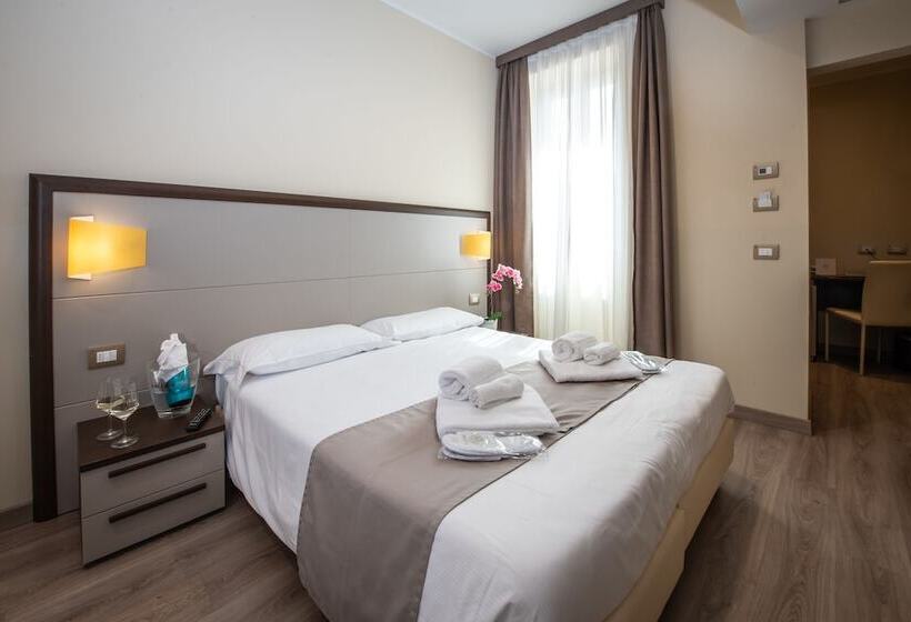 חדר סופריור לשלושה, Rosa