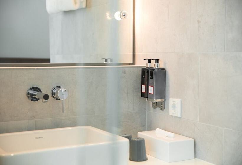 اتاق استاندارد, Ruby Marie Hotel Vienna