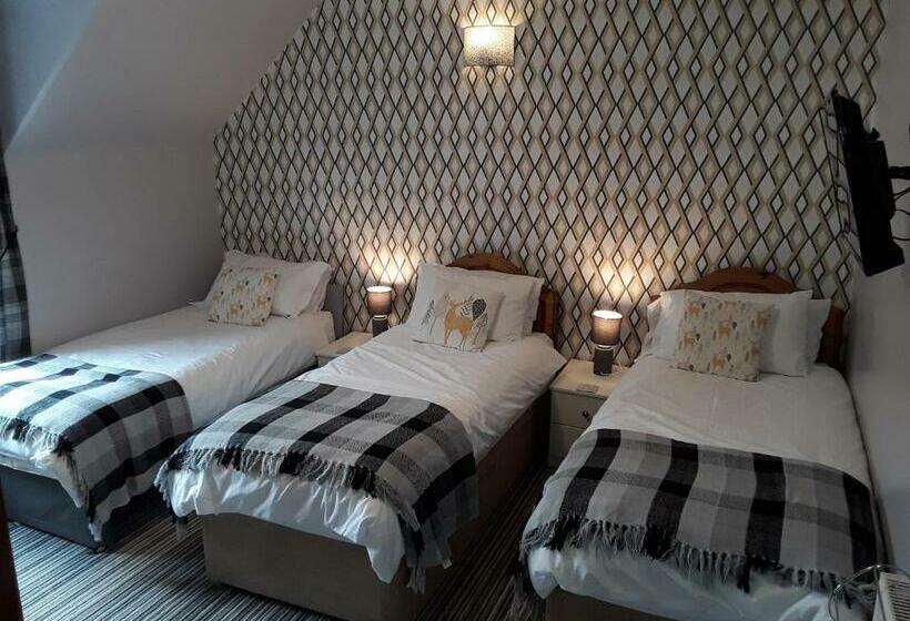 חדר סטנדרט לשלושה, Kintrae B&b