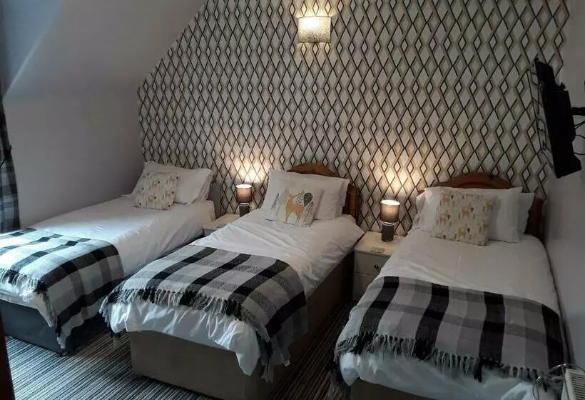 Habitació Triple Estàndard, Kintrae B&b