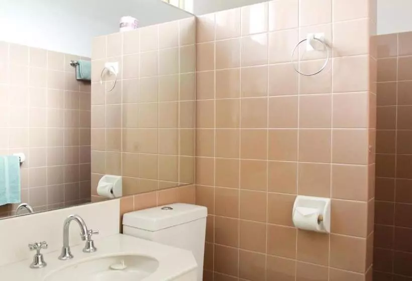 Standard Kolmen Hengen Huone, Mid City Motor Inn Queanbeyan
