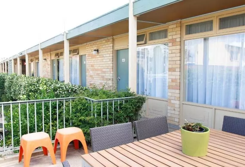 Standard Kolmen Hengen Huone, Mid City Motor Inn Queanbeyan
