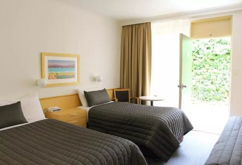 Standard Kolmen Hengen Huone, Mid City Motor Inn Queanbeyan