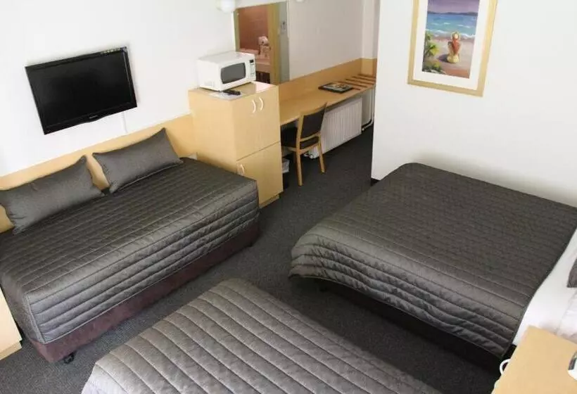 Standard Kolmen Hengen Huone, Mid City Motor Inn Queanbeyan