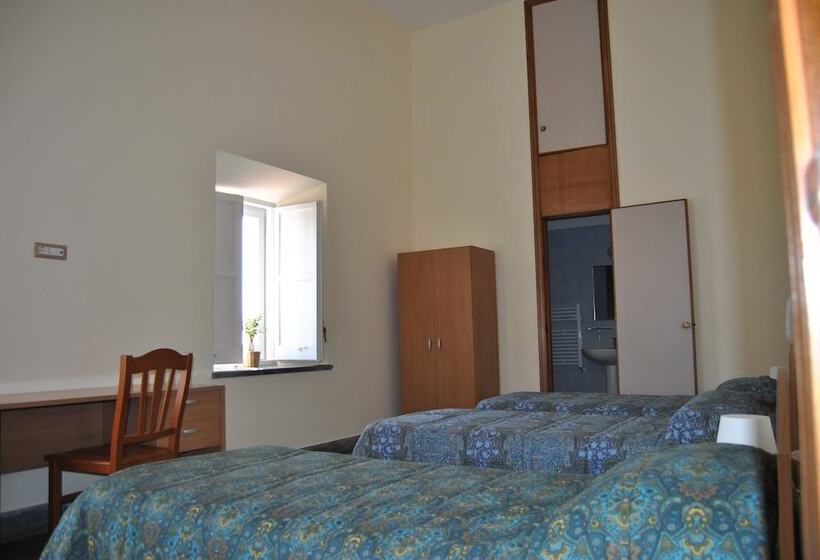 Triple Room Sea View, Casa Tolentino