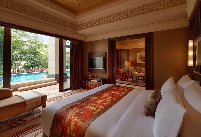 Suit Deluxe, Imperial Springs