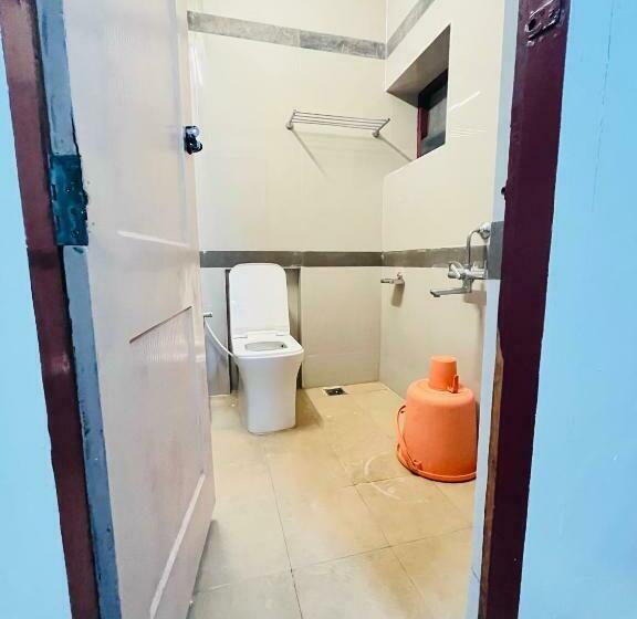 スタンダードルーム, Coorg Hilltown Hotel Madikeri