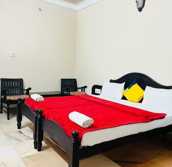 Номер Стандарт, Coorg Hilltown Hotel   Madikeri