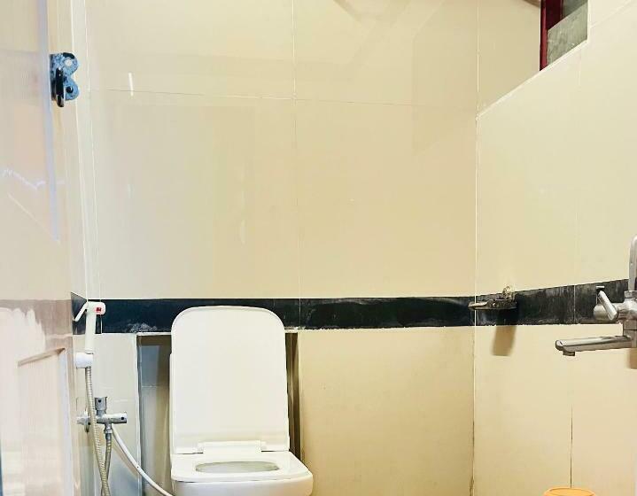 スタンダードトリプルルーム, Coorg Hilltown Hotel Madikeri