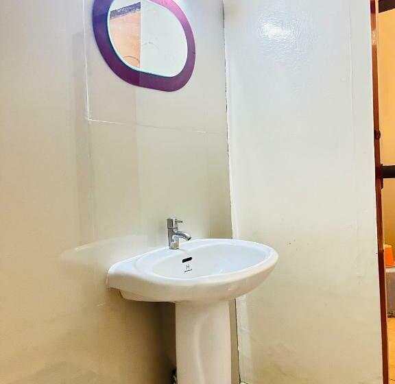 スタンダードトリプルルーム, Coorg Hilltown Hotel Madikeri