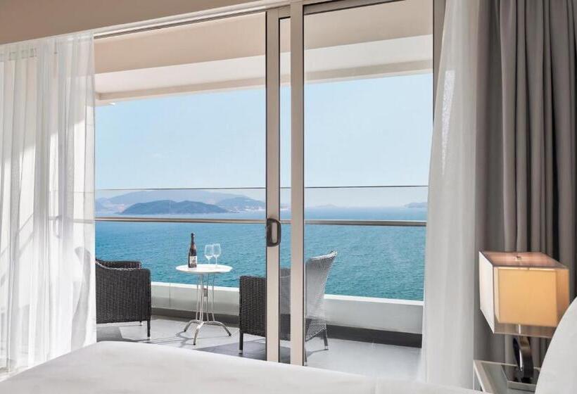 3 Bedroom Suite, Intercontinental Residences Nha Trang, An Ihg