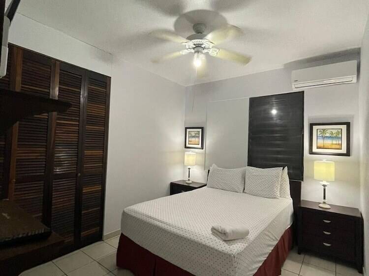 اتاق استاندارد, Playa Apartments