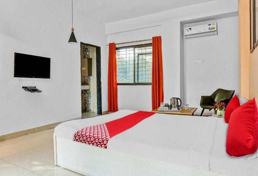 Triple Classic Room, Flagship Aadinath Villa Near Pune Airport