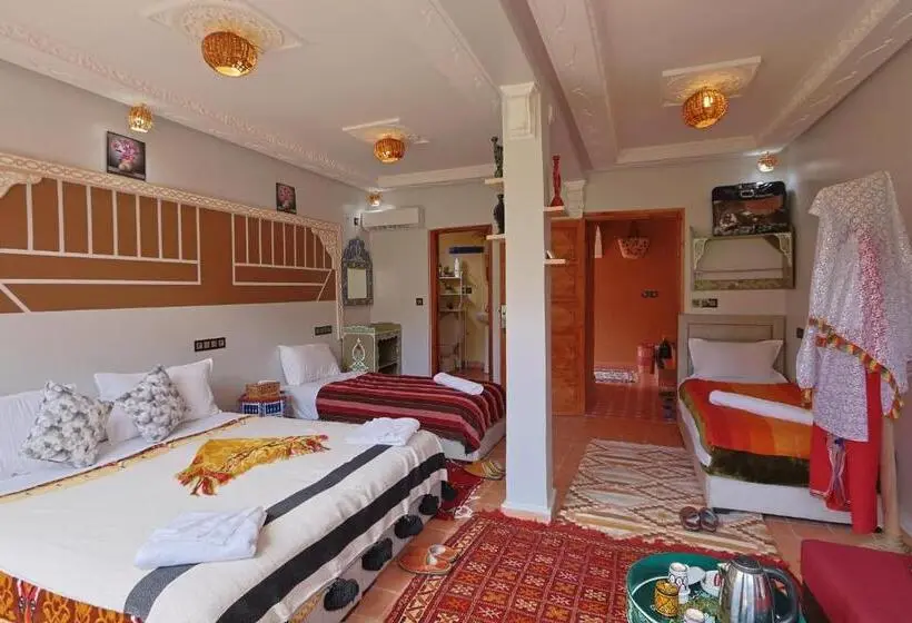 سوییت جونیور با بالکن, Riad Dar Omar