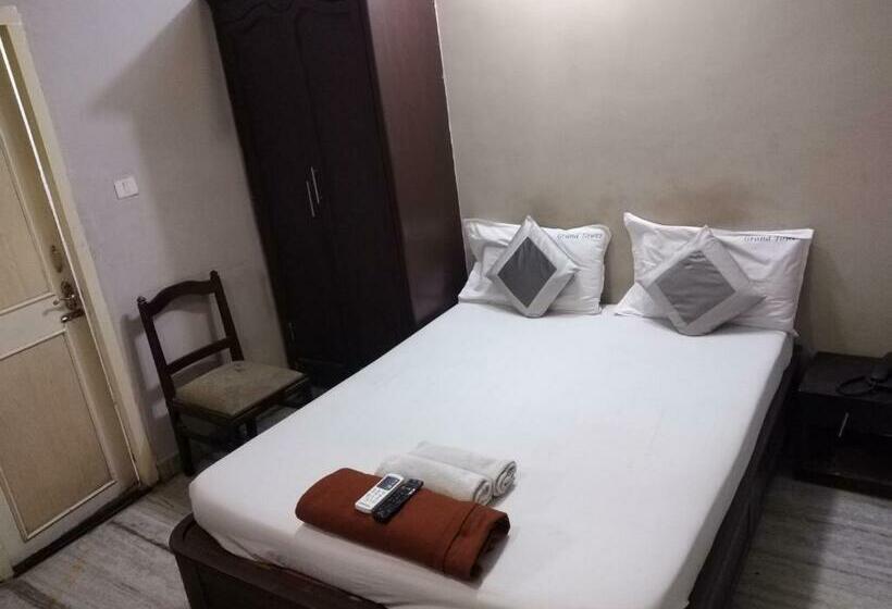 Номер Deluxe, Grand Tower Chennai