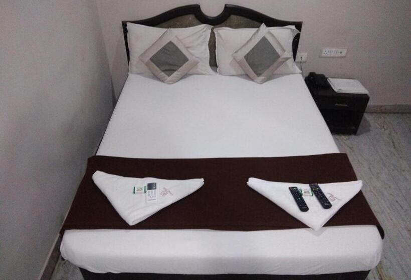 חדר דלוקס, Grand Tower Chennai