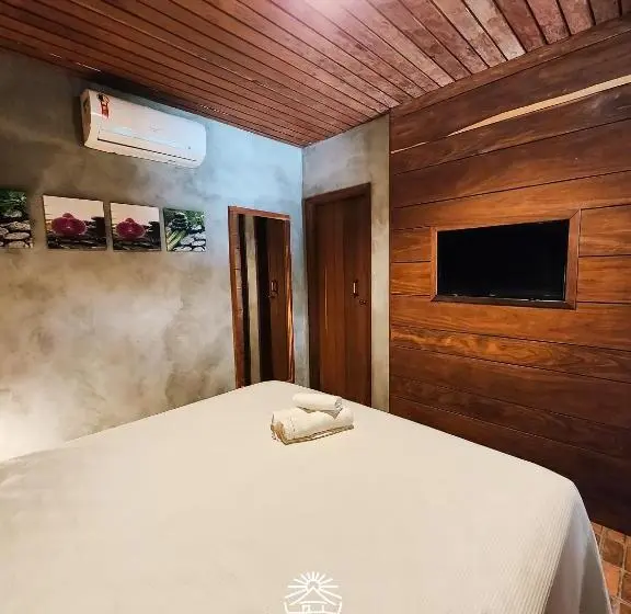 Perhehuone, Pousada Villa Morena