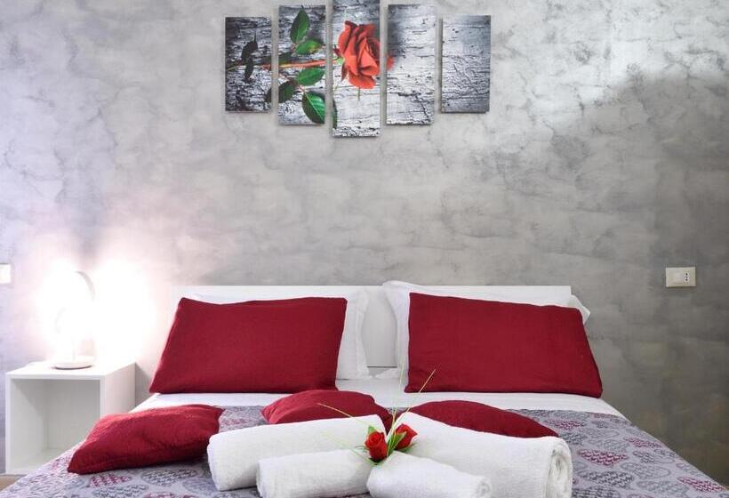 חדר לארבעה סטנדרטי עם מרפסת, Malo Rooms