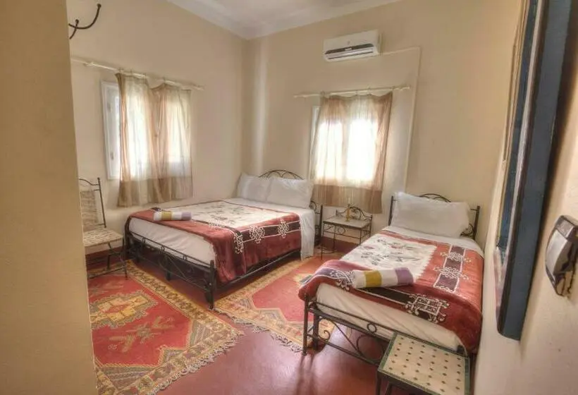 اتاق استاندارد سه نفره, Riad Les Roches Todra