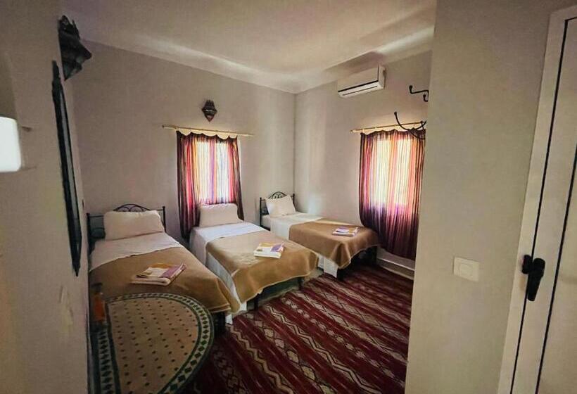 חדר סטנדרט לשלושה, Riad Les Roches Todra
