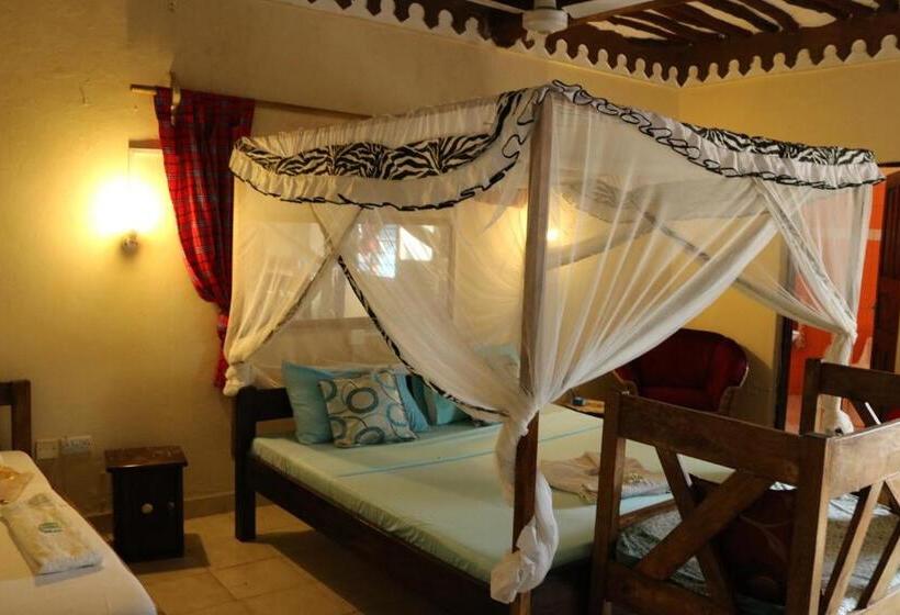 اتاق استاندارد سه نفره, Room In Guest Room   A Wonderful Beach Property In Diani Beach Kenyaa Dream Holiday Place
