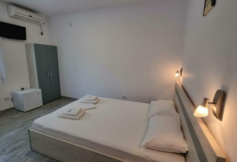 Standard Værelse, Vila Dumio