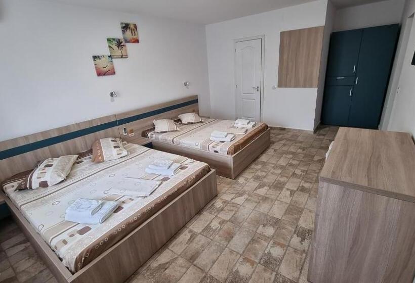 Superior 4 Pers. Værelse, Vila Dumio