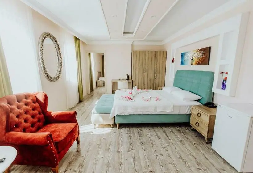Deluxe Suite King Bed, Karacan Park  Dalaman Airport